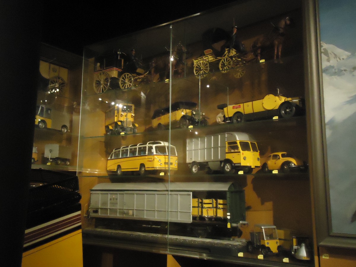 (139'316) - Diverse Post-Modelle am 3. Juni 2012 in Bern, Museum f�r Kommunikation