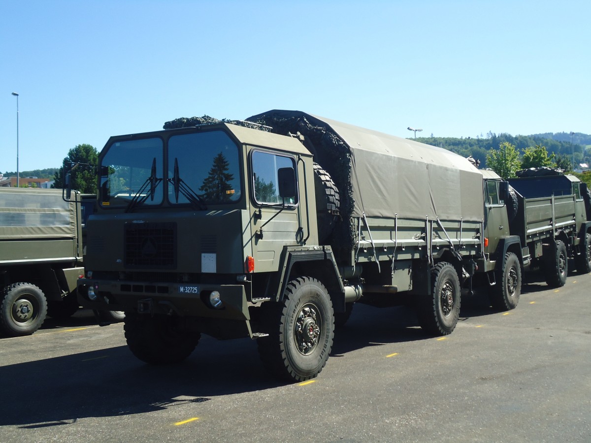 (139'601) - Schweizer Armee - M+32'725 - Saurer am 16. Juni 2012 in Hinwil, AMP