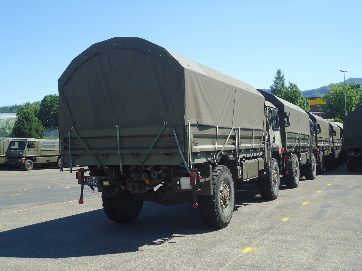 (139'676) - Schweizer Armee - M+32'962 - Saurer am 16. Juni 2012 in Hinwil, AMP
