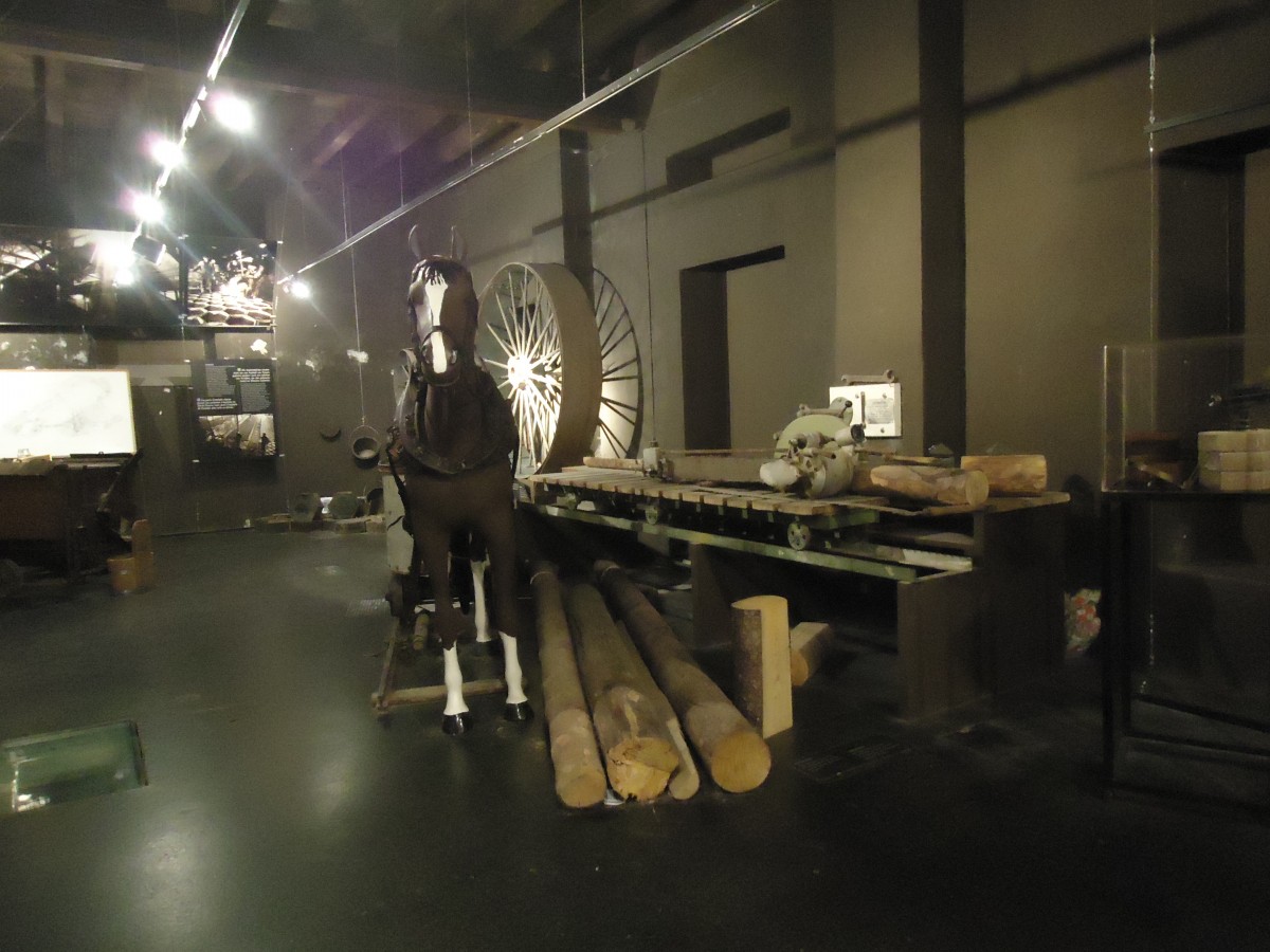 (139'816) - In den Asphaltminen am 17. Juni 2012 in Travers