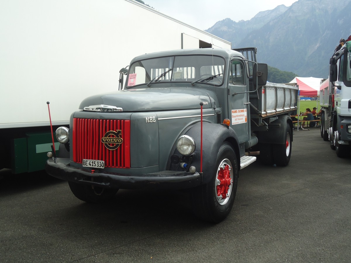 (140'200) - Schmid, R�derswil - BE 415'330 - Volvo am 30. Juni 2012 in Interlaken, Flugplatz