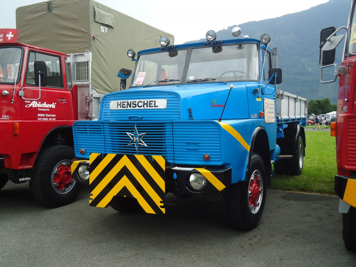 (140'215) - Jost, Beatenberg - Henschel am 30. Juni 2012 in Interlaken, Flugplatz