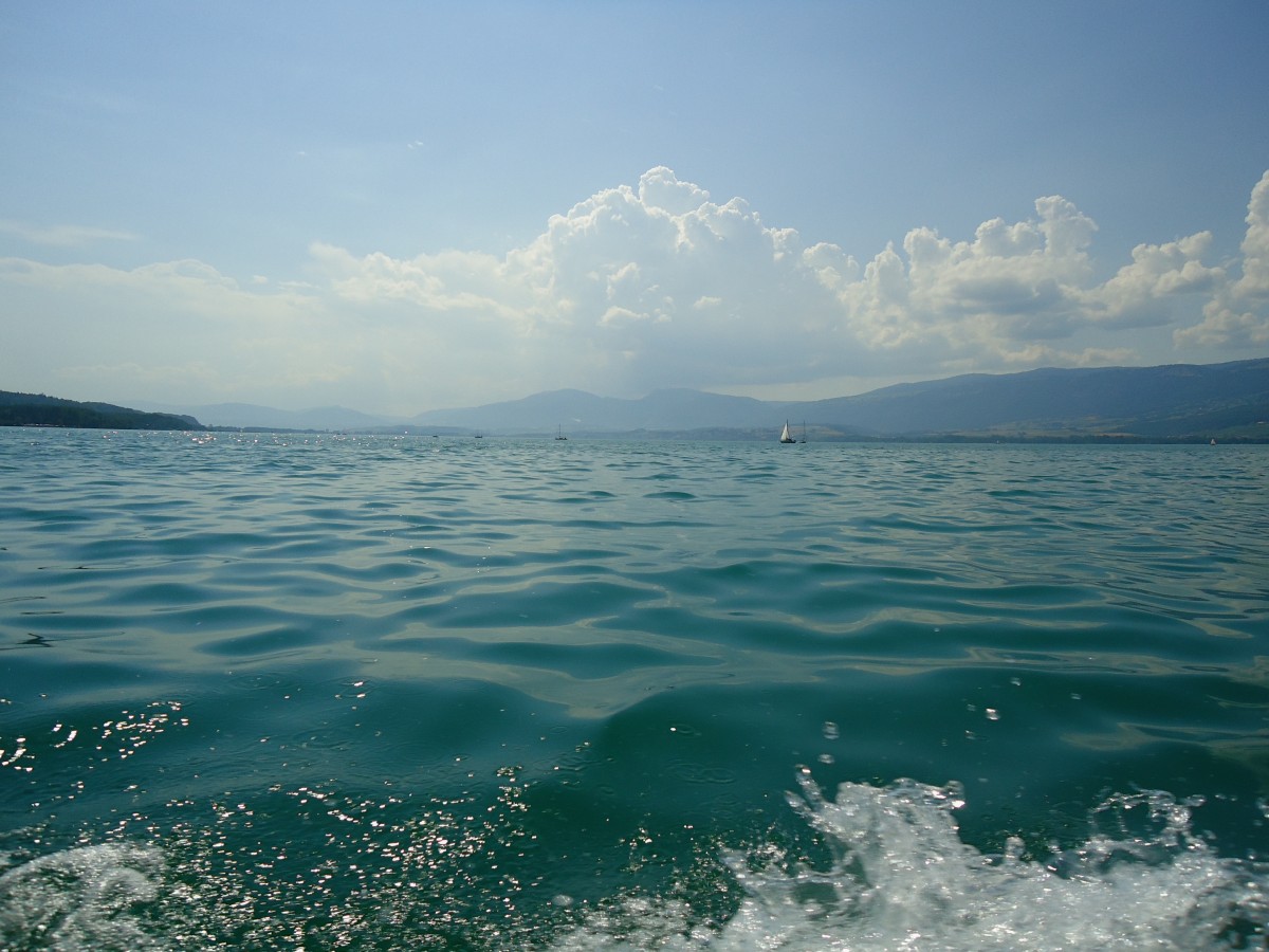 (140'875) - Auf dem Neuenburgersee am 25. Juli 2012
