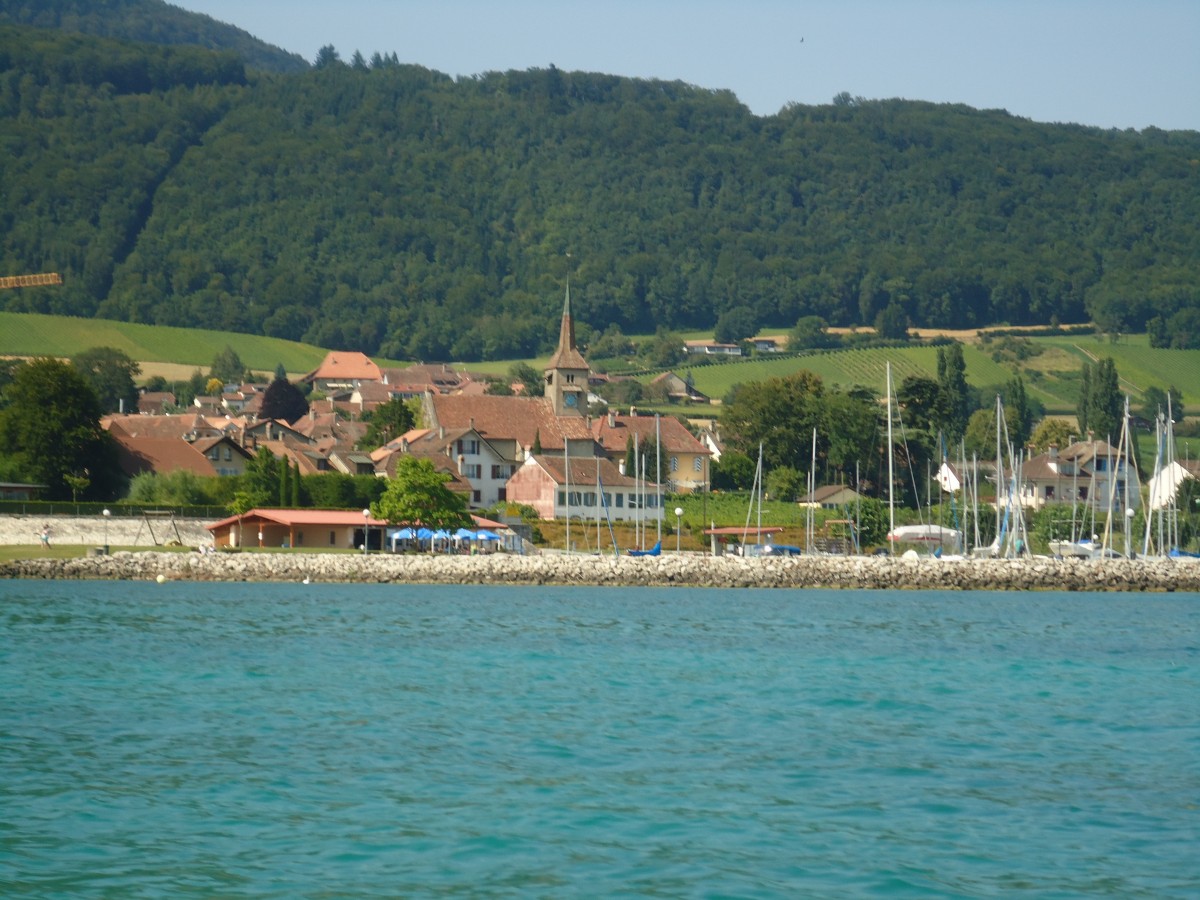 (140'881) - Concise am Neuenburgersee am 25. Juli 2012