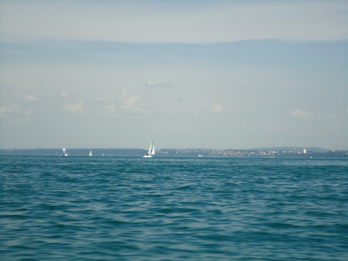 (140'886) - Auf dem Neuenburgersee am 25. Juli 2012