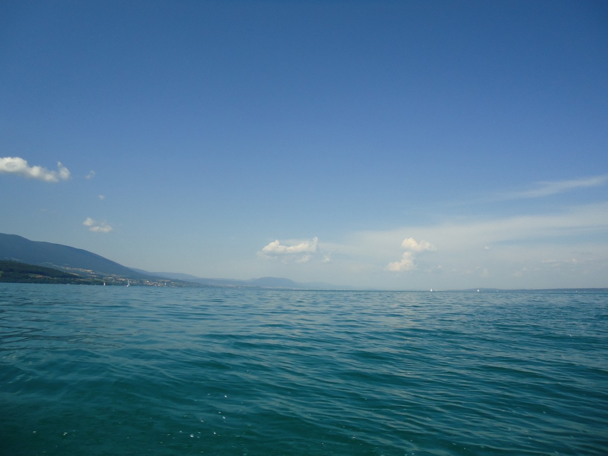 (140'889) - Auf dem Neuenburgersee am 25. Juli 2012