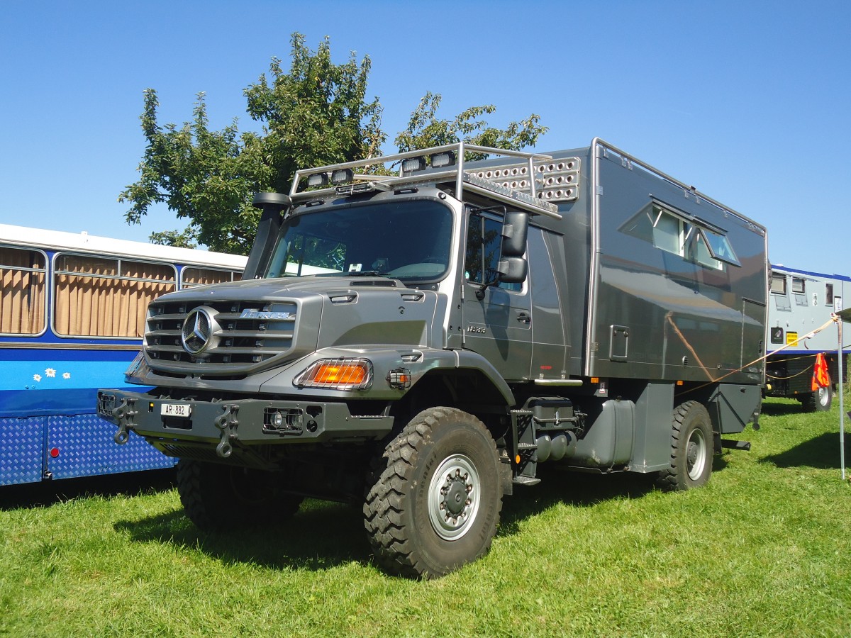(141'220) - AR 882 - Mercedes am 18. August 2012 in Affeltrangen, Kreuzegg