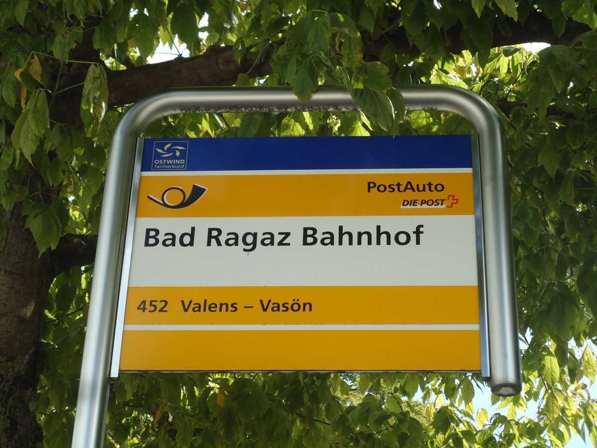 (141'786) - PostAuto-Haltestelle - Bad Ragaz, Bahnhof - am 15. September 2012
