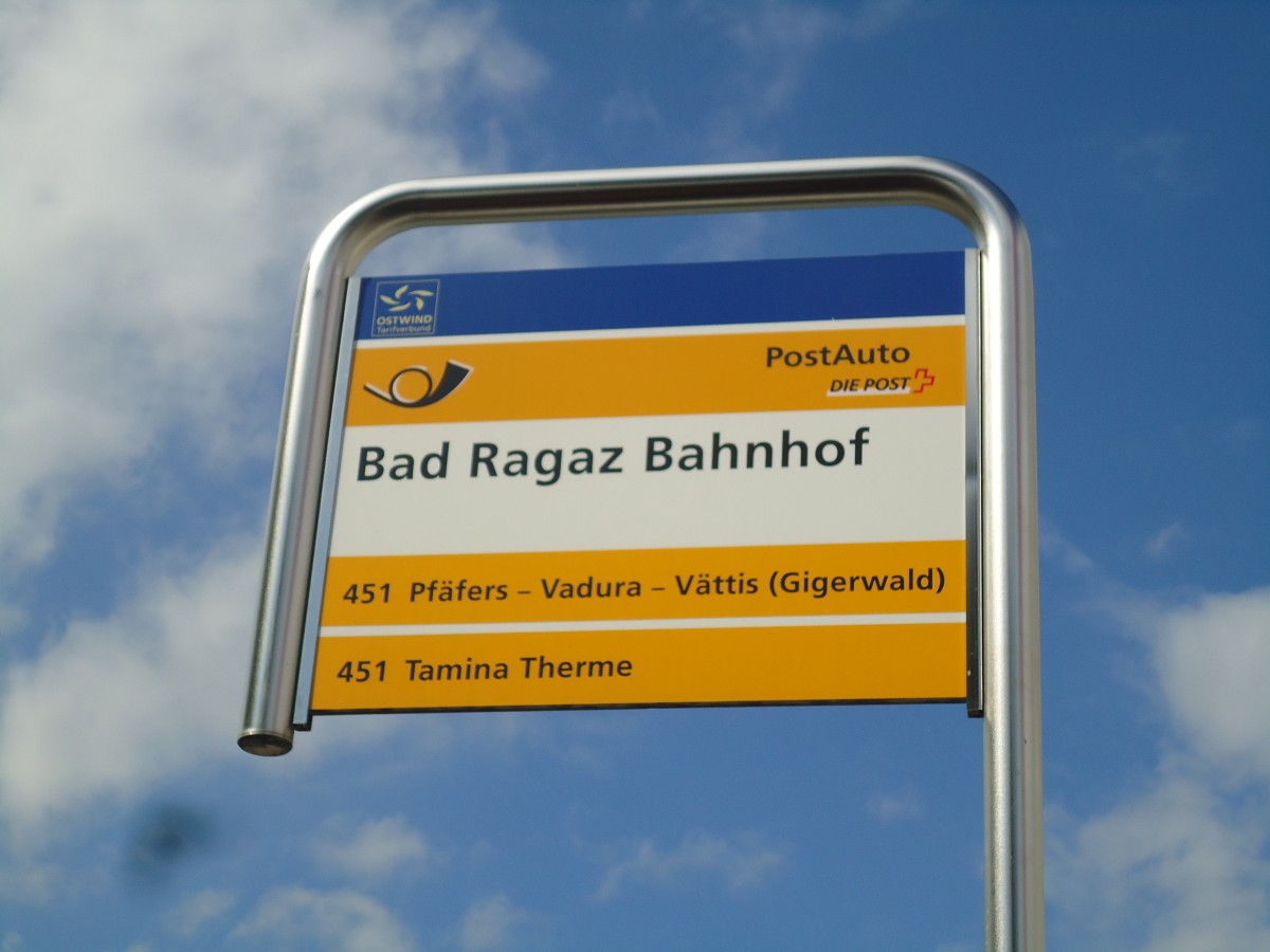 (141'787) - PostAuto-Haltestelle - Bad Ragaz, Bahnhof - am 15. September 2012