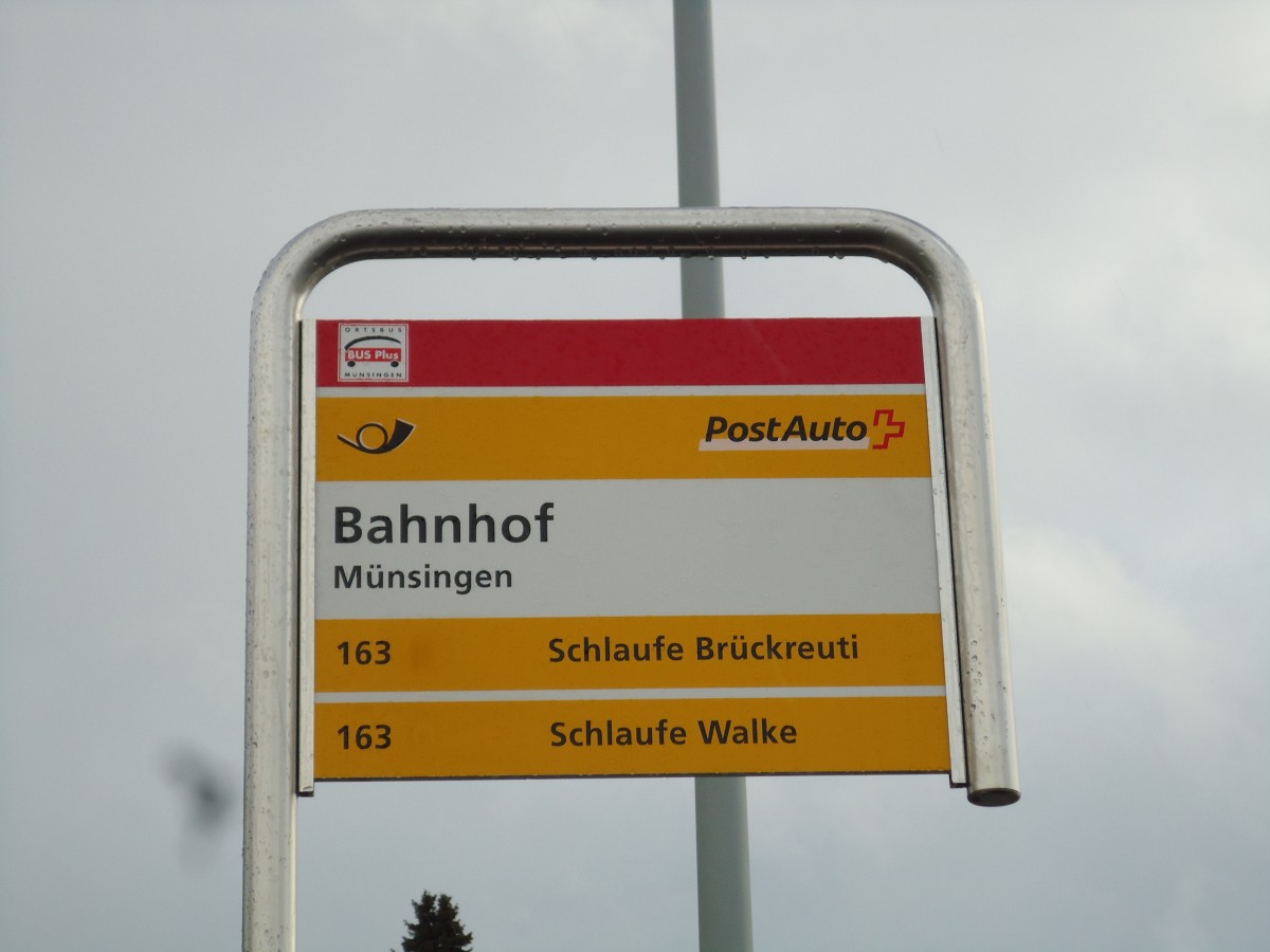 (142'446) - PostAuto-Haltestelle - M�nsingen, Bahnhof - am 10. Dezember 2012