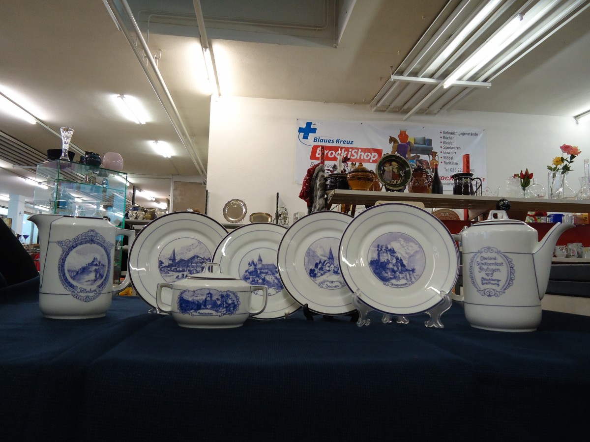 (143'027) - Geschirr zur Er�ffnung des L�tschbergtunnels im Jahre 1913 von Langenthal im BrockiShop am 18. Januar 2013
