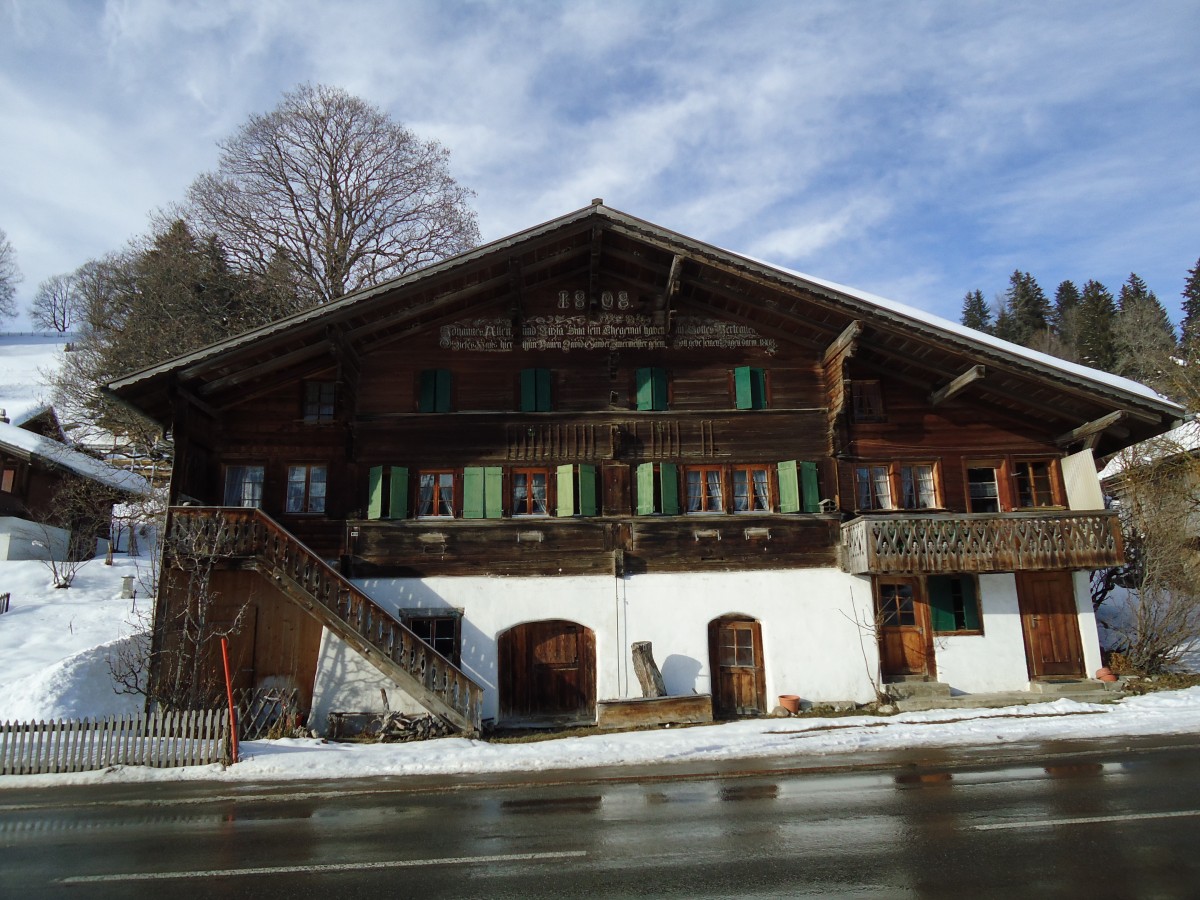 (143'085) - Altes Haus von 1808 in Saanenm�ser am 20. Januar 2013