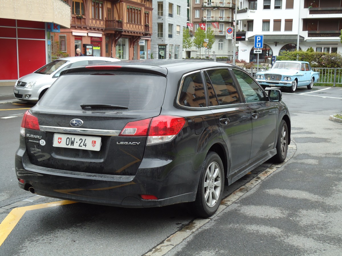(144'342) - Subaru - OW 24 - am 19. Mai 2013 beim Bahnhof Engelberg