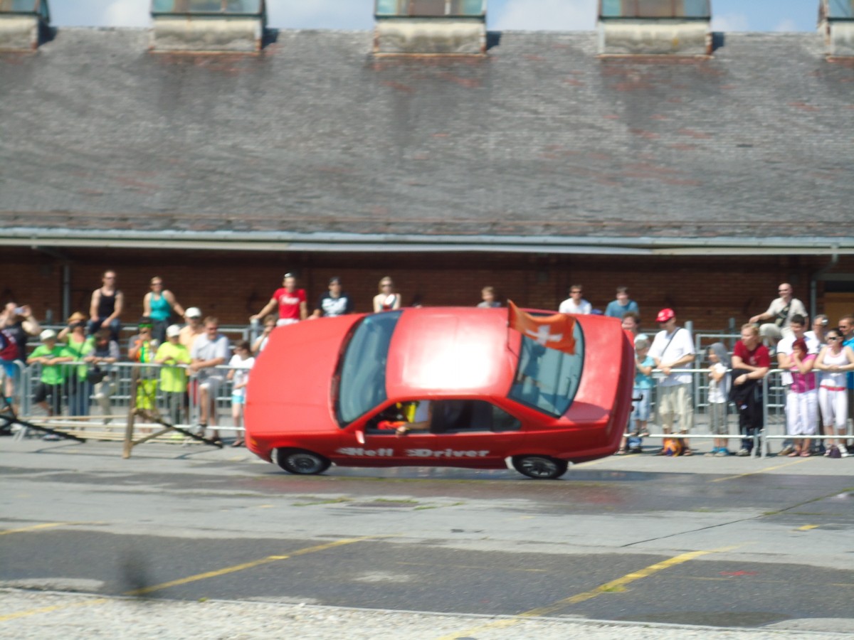 (145'614) - BMW von Hell Driver am 7. Juli 2013 in Thun, Expo