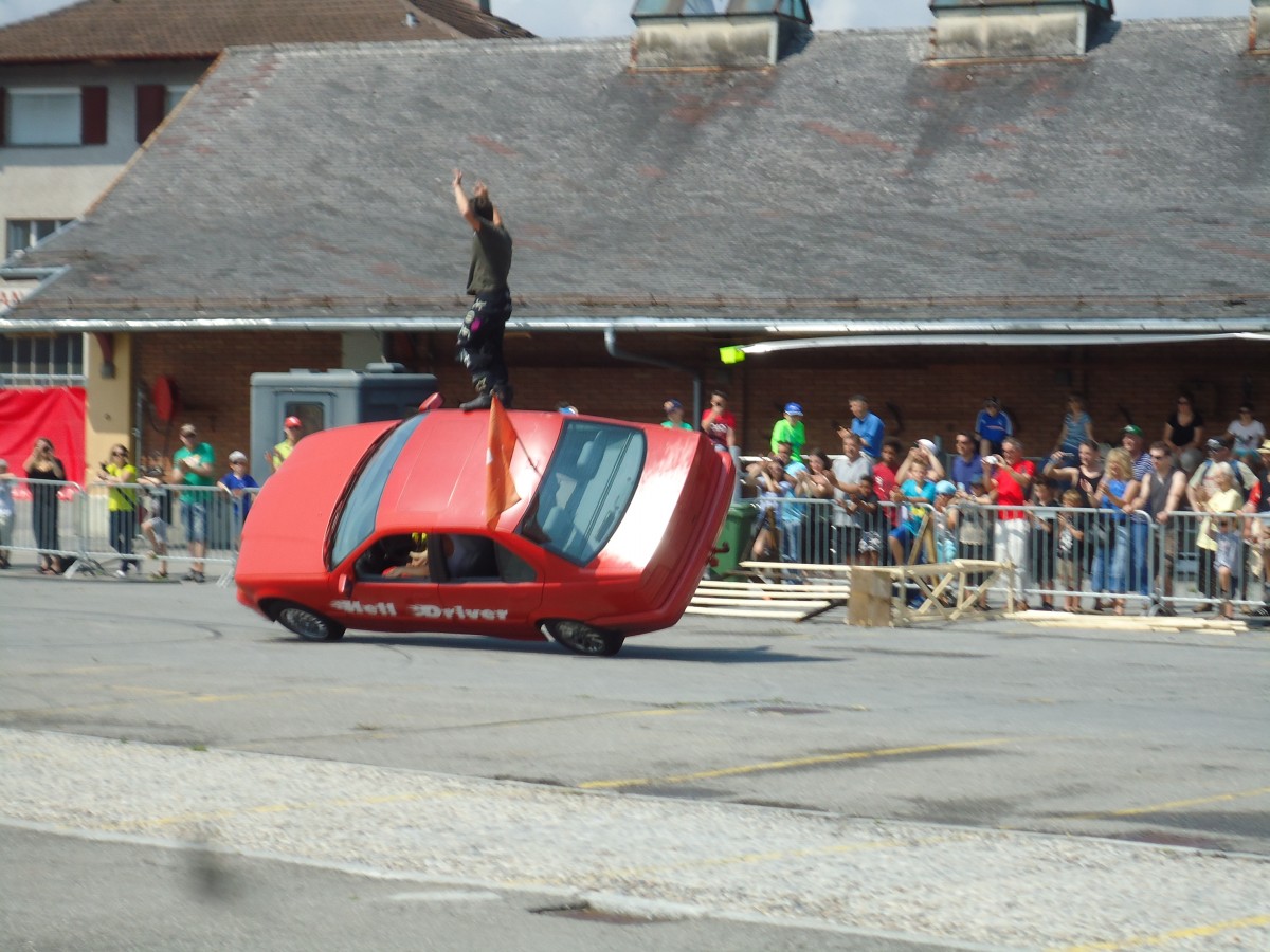 (145'622) - BMW von Hell Driver am 7. Juli 2013 in Thun, Expo