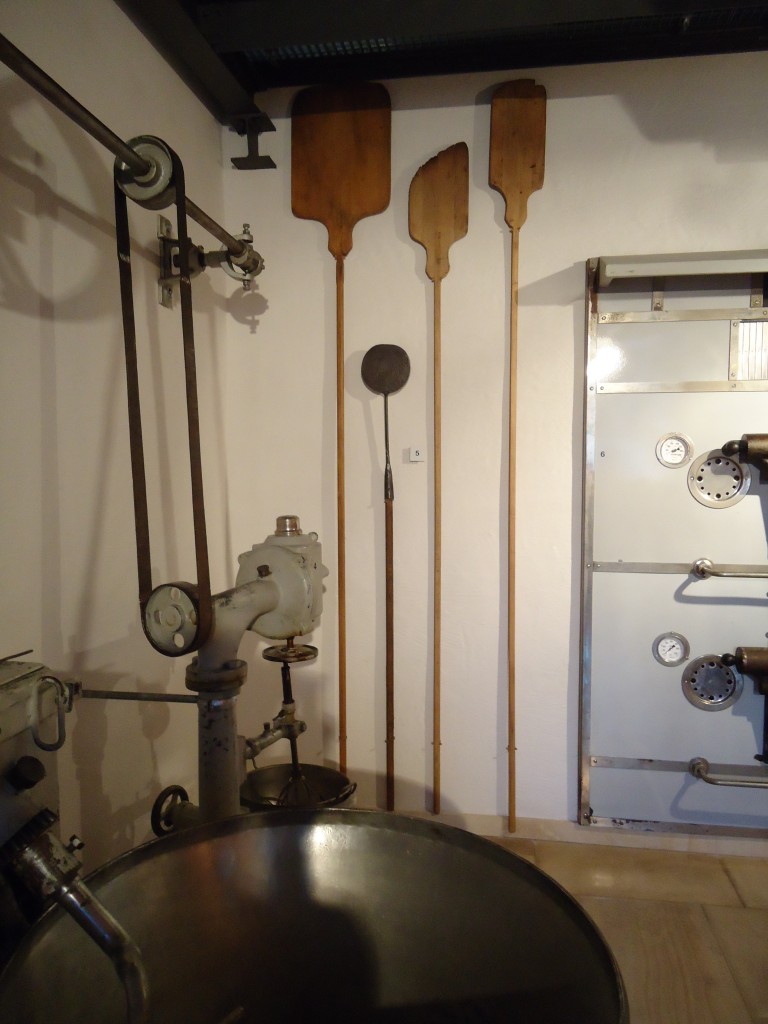 (146'415) - Alte B�ckerei-Ger�te am 18. August 2013 in Le Locle, Museum unterirdische M�hlen
