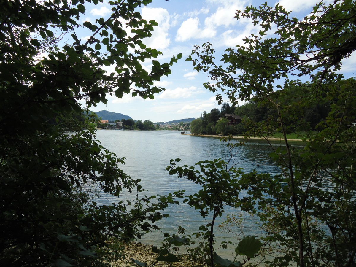 (146'453) - Der Doubs bei Les Brenets am 18. August 2013