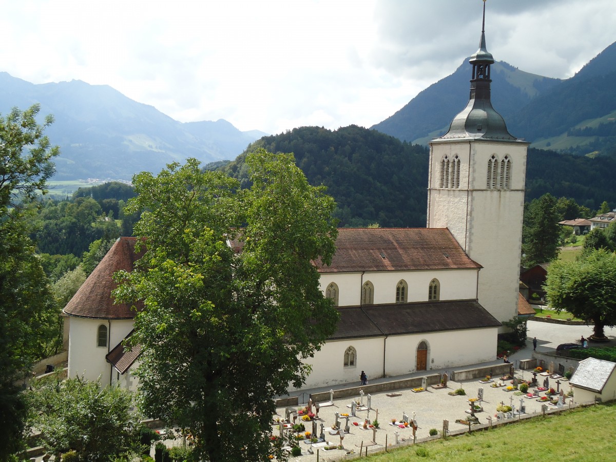 (146'514) - Die Kirche von Gruy�res am 26. August 2013
