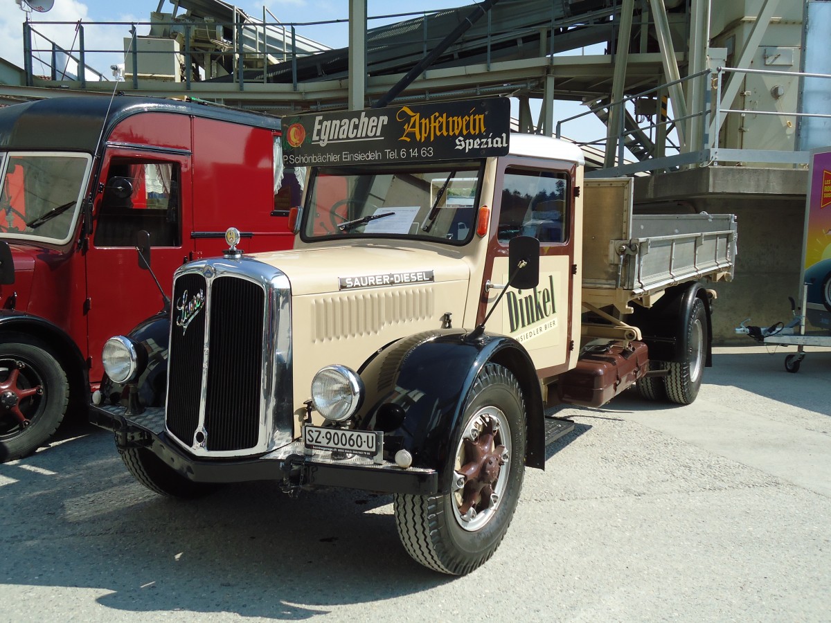 (146'701) - Sch�nb�chler, Einsiedeln - SZ 90'060 U - Saurer am 31. August 2013 in Niederbipp, Saurertreffen