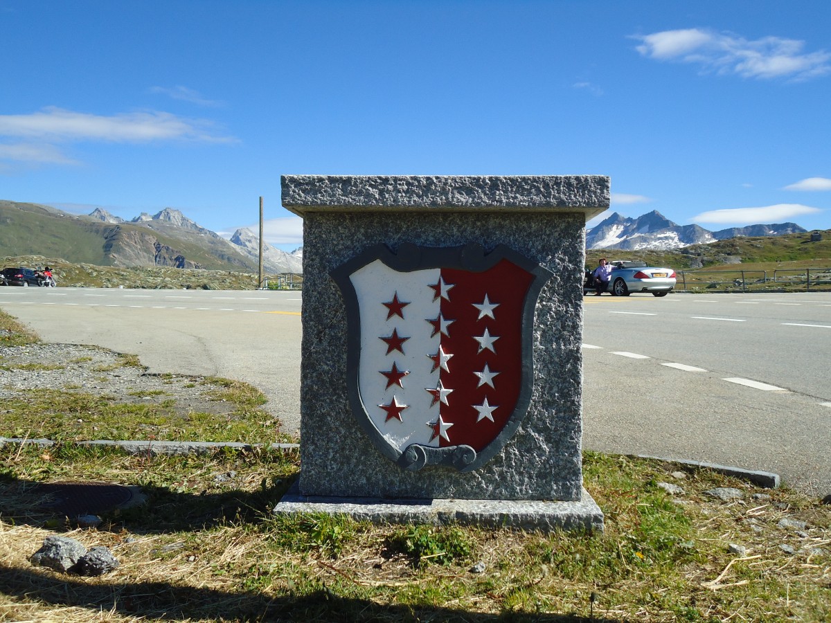 (147'042) - Grenzstein Wallis-Bern am 2. September 2013 auf dem Grimselpass