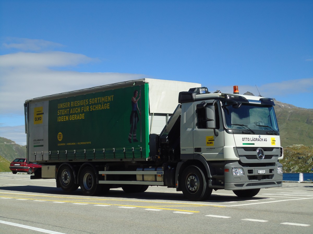 (147'047) - L�derach, Worb - BE 22'085 - Mercedes am 2. September 2013 auf dem Grimselpass