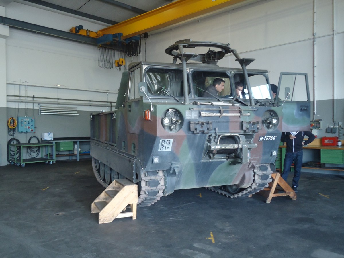 (147'123) - Schweizer Armee - M+75'768 - Panzer am 14. September 2013 in Thun, Waffenplatz