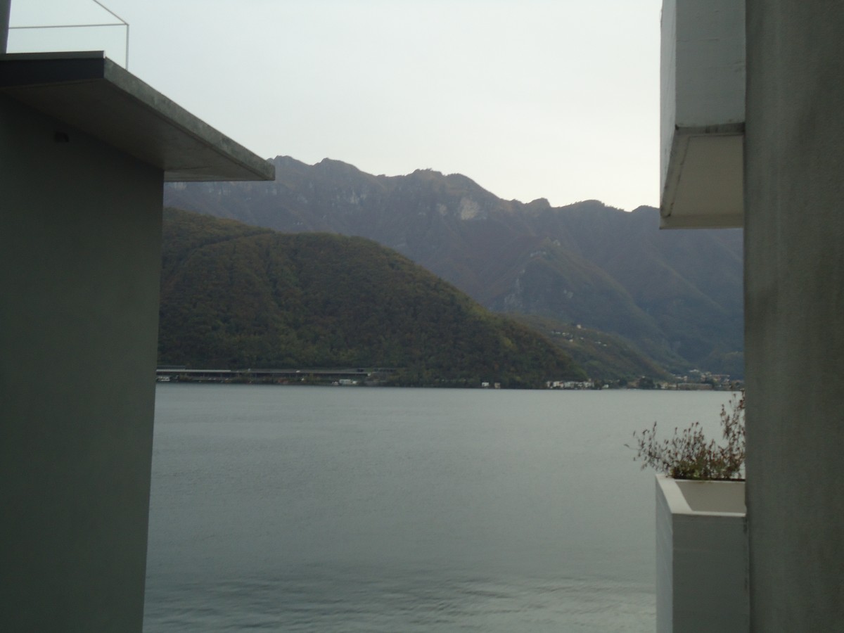 (147'762) - Ausblick vom Hotel in Melide am 6. November 2013