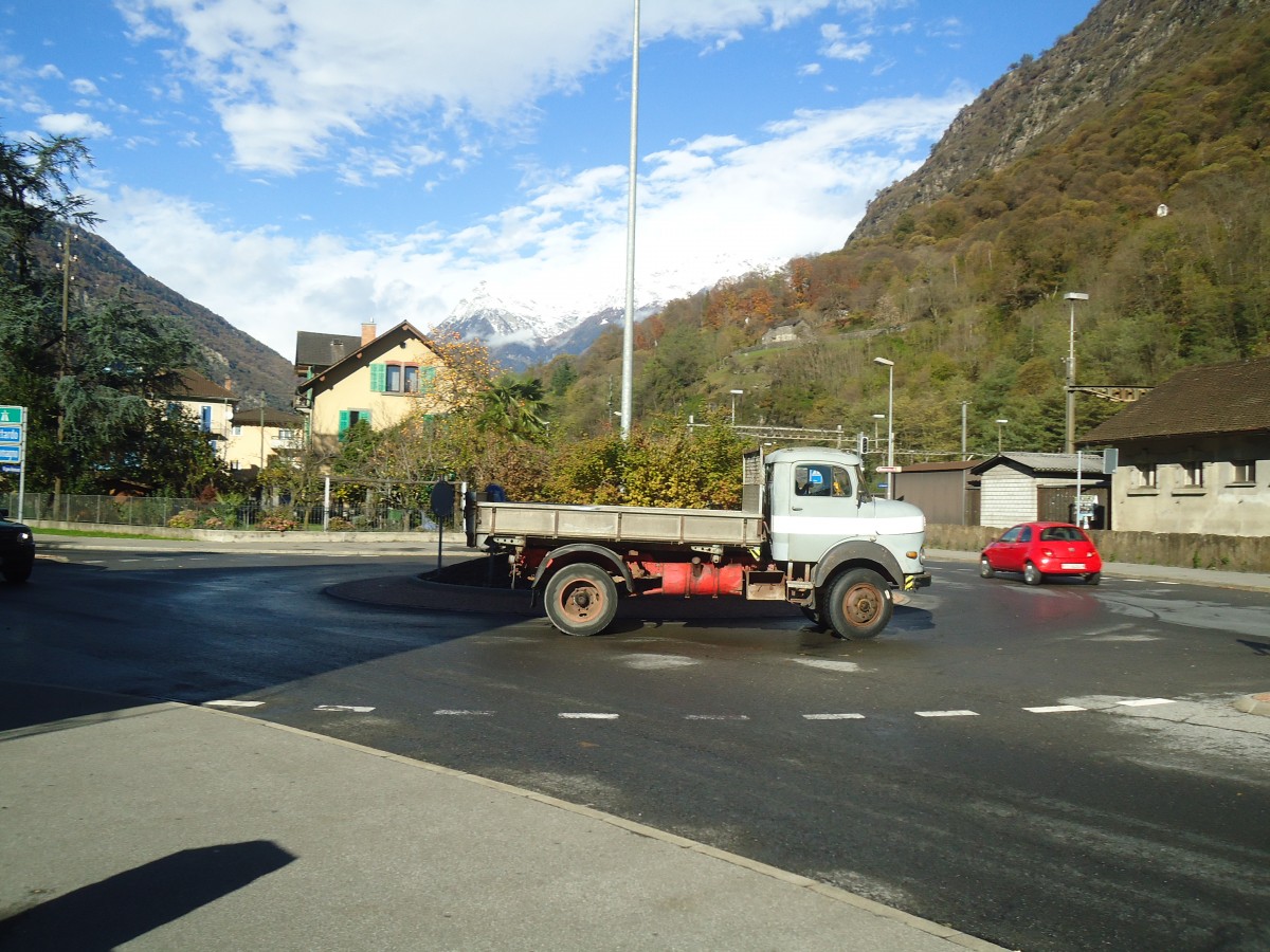 (147'880) - TI 40'604 - Mercedes am 6. November 2013 in Biasca