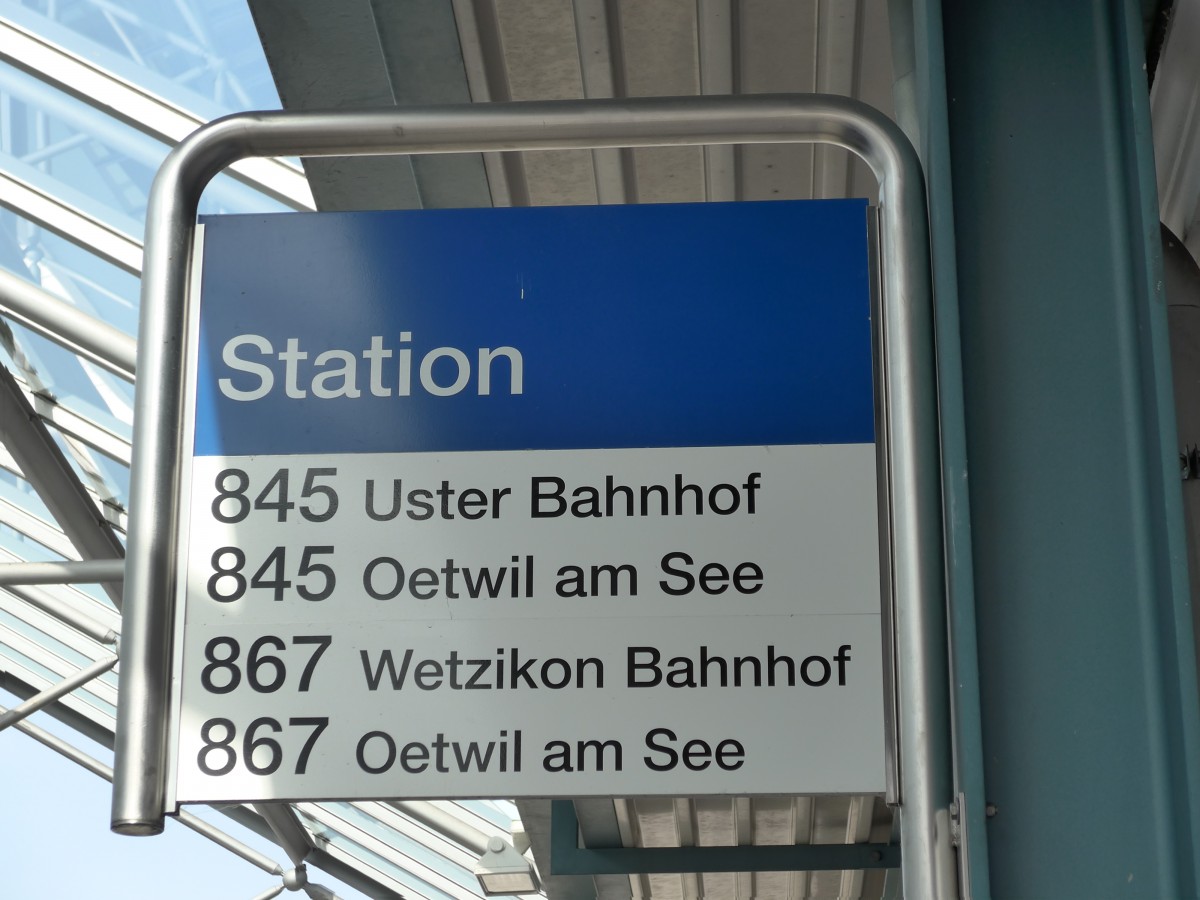 (149'526) - VZO-Haltestelle - Gr�ningen, Station - am 31. M�rz 2014
