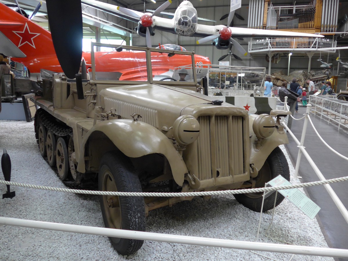 (149'925) - Demog am 25. April 2014 in Sinsheim, Museum