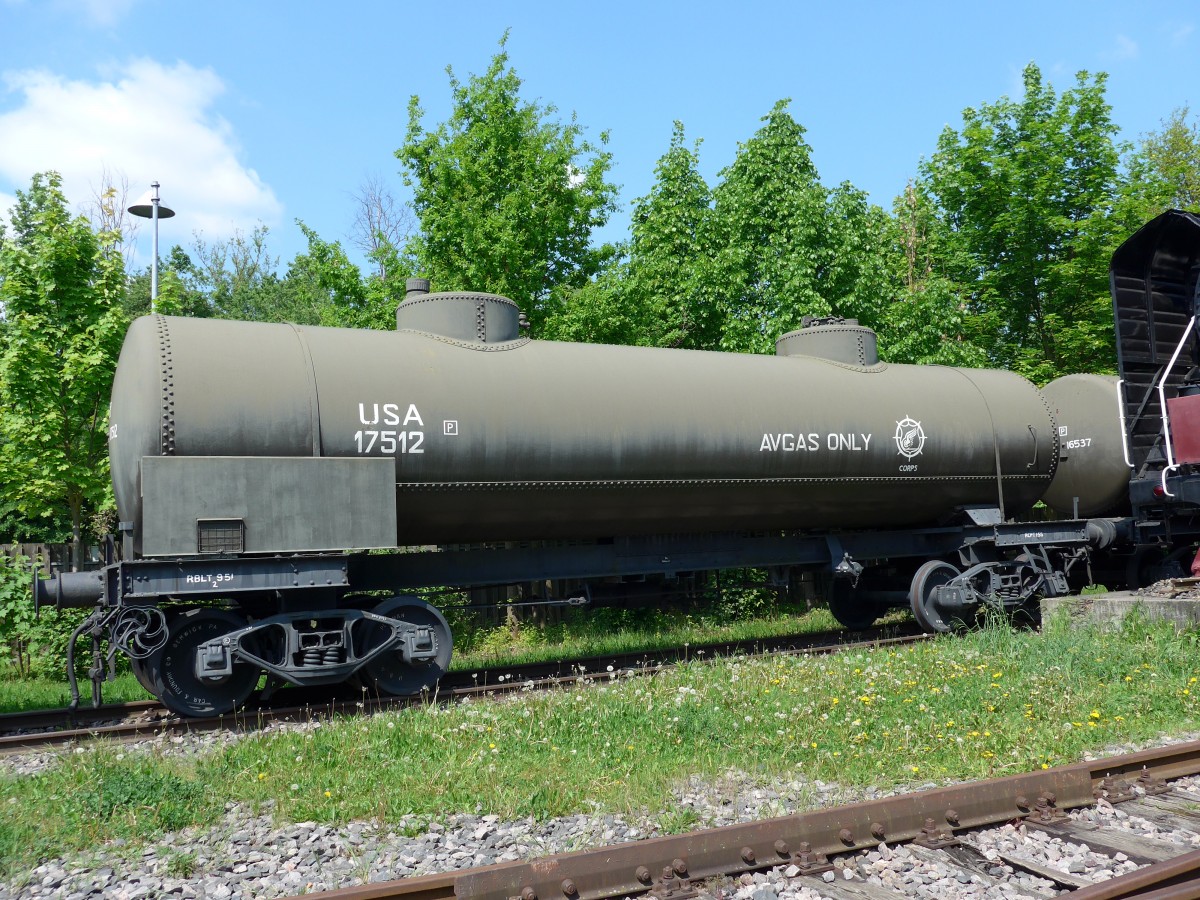 (150'394) - Amerikanischer Gastankwagen - Nr. 17'512 - am 26. April 2014 in Speyer, Technik-Museum
