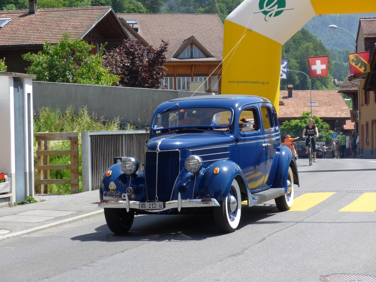 (151'307) - Ford - BS 212 U - am 8. Juni 2014 in Brienz, OiO