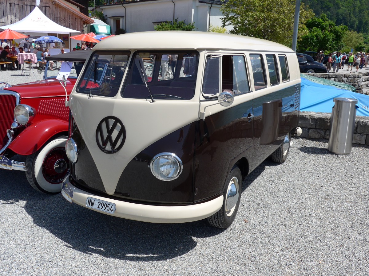 (151'347) - VW-Bus - NW 29'954 - am 8. Juni 2014 in Brienz, OiO