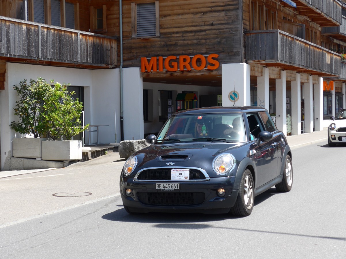 (151'404) - BMW Mini - BE 445'661 - am 8. Juni 2014 in Brienz, Hauptstrasse