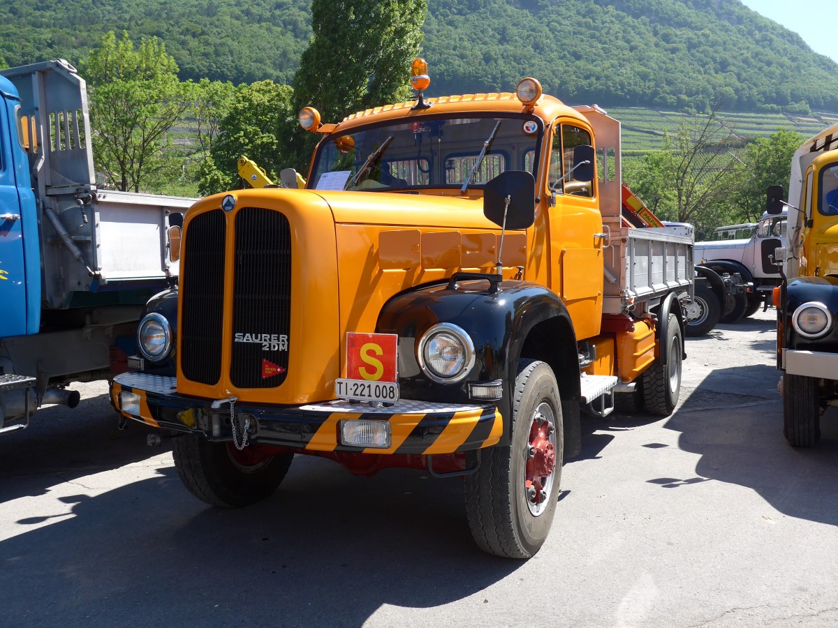 (151'696) - TI 221'008 - Saurer am 21. Juni 2014 in Aigle, Saurertreffen