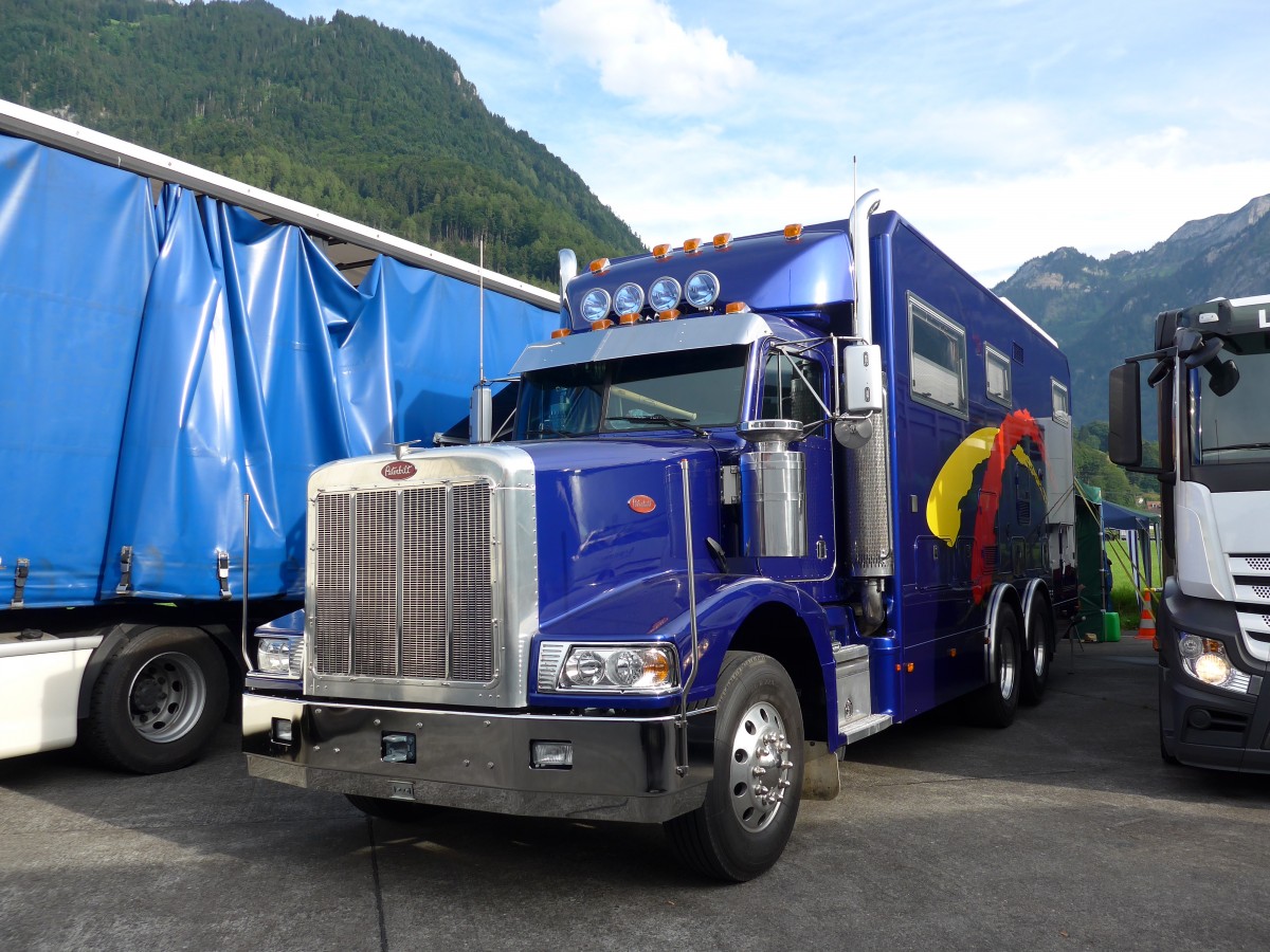 (151'933) - Peterbilt am 28. Juni 2014 in Interlaken, Flugplatz