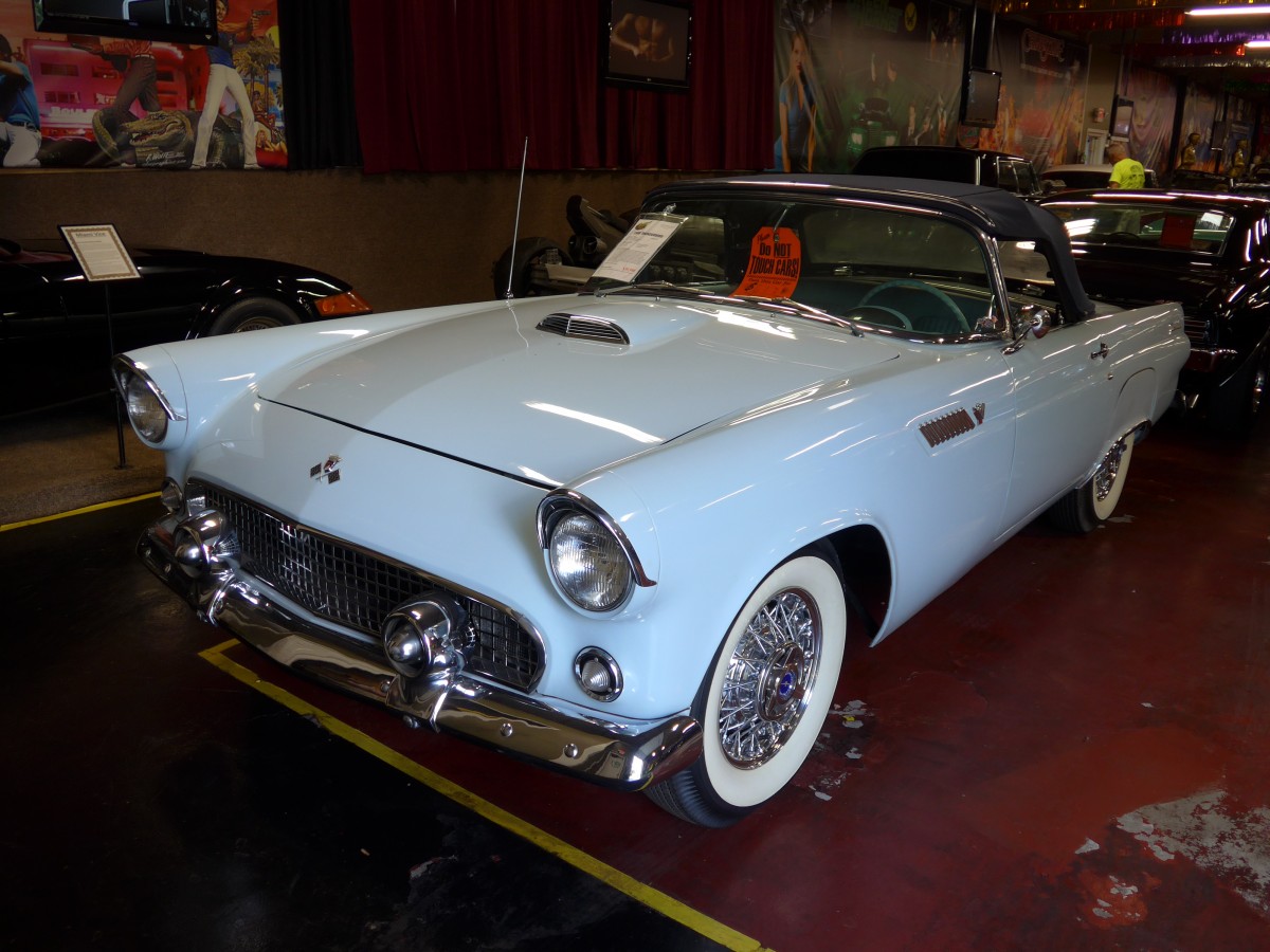 (152'339) - Ford am 9. Juli 2014 in Volo, Auto Museum