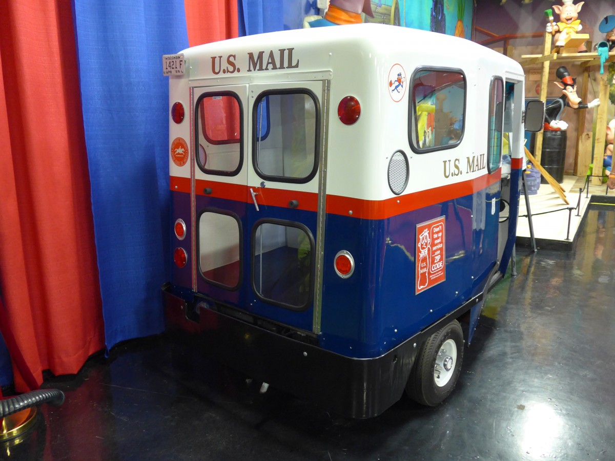 (152'397) - U.S. Mail - Nr. 311'342/1421 F - Westcoaster am 9. Juli 2014 in Volo, Auto Museum