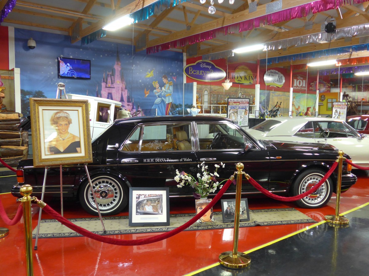 (152'405) - Rolls-Royce Silver Spur III - Jahrgang 1996 - von  Princess DIANA  am 9. Juli 2014 in Volo, Auto Museum