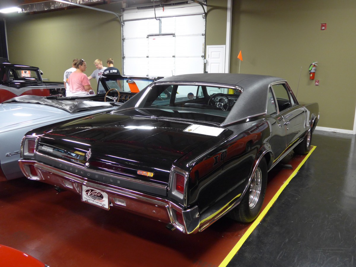 (152'440) - Oldsmobile am 9. Juli 2014 in Volo, Auto Museum