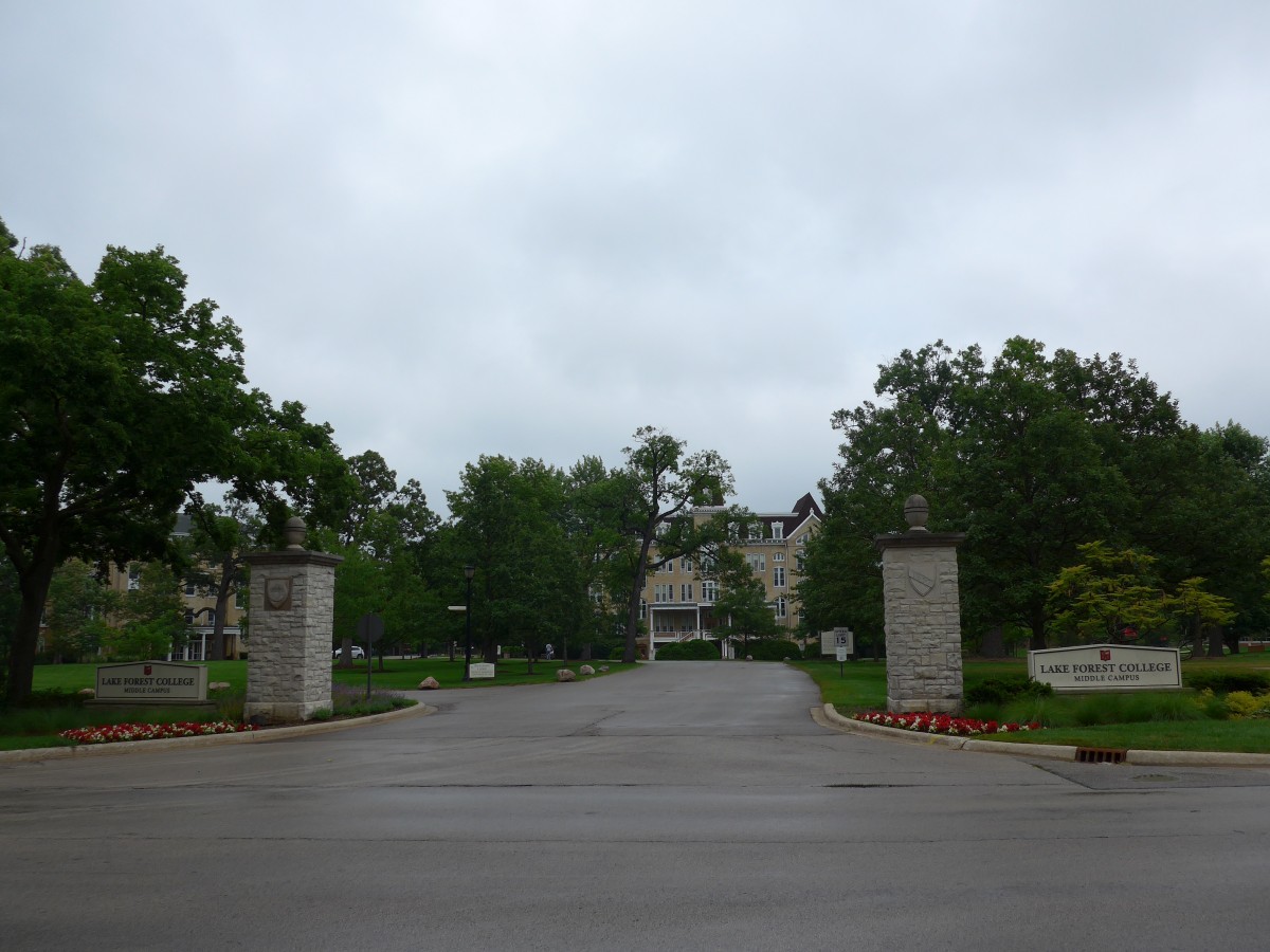 (152'653) - Lake Forest college am 12. Juli 2014