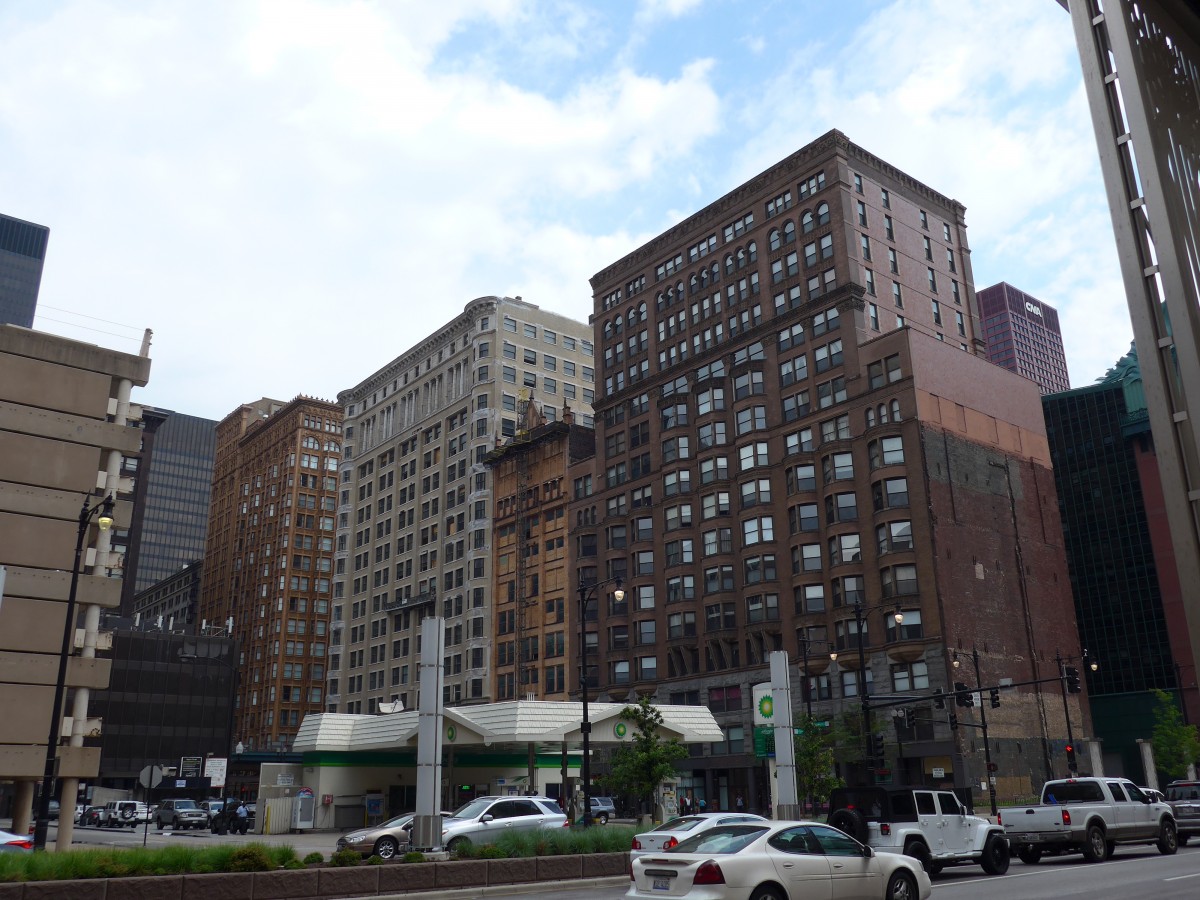 (152'711) - Geb�ude verschiedener Bauarten am 14. Juli 2014 in Chicago