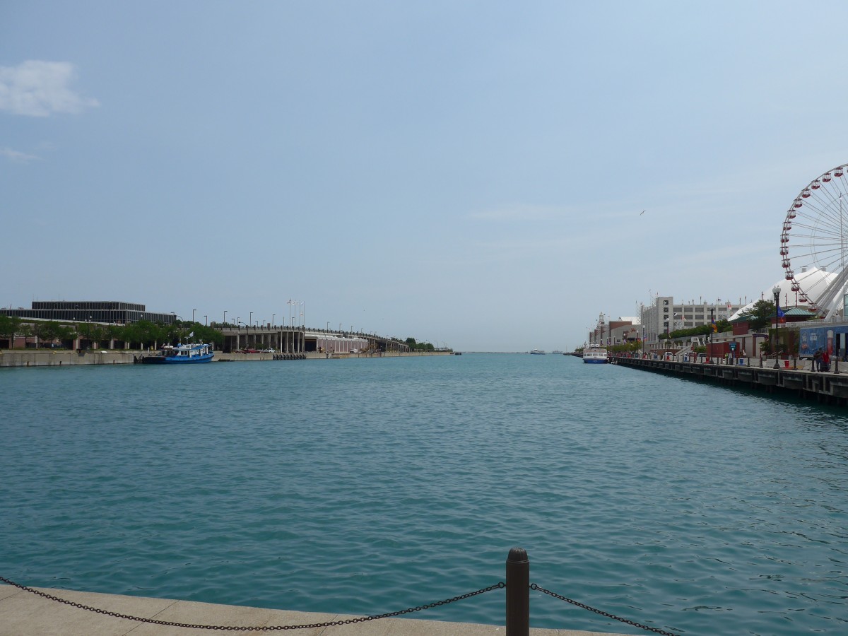 (153'113) - Am Navy Pier am 18. Juli 2014 in Chicago