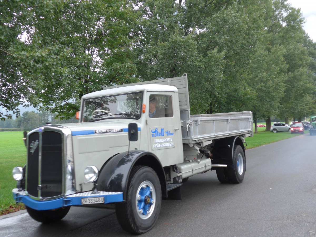 (155'080) - Stoll, Pf�ffikon - ZH 33'348 U - Saurer am 13. September 2014 in Chur, Waffenplatz