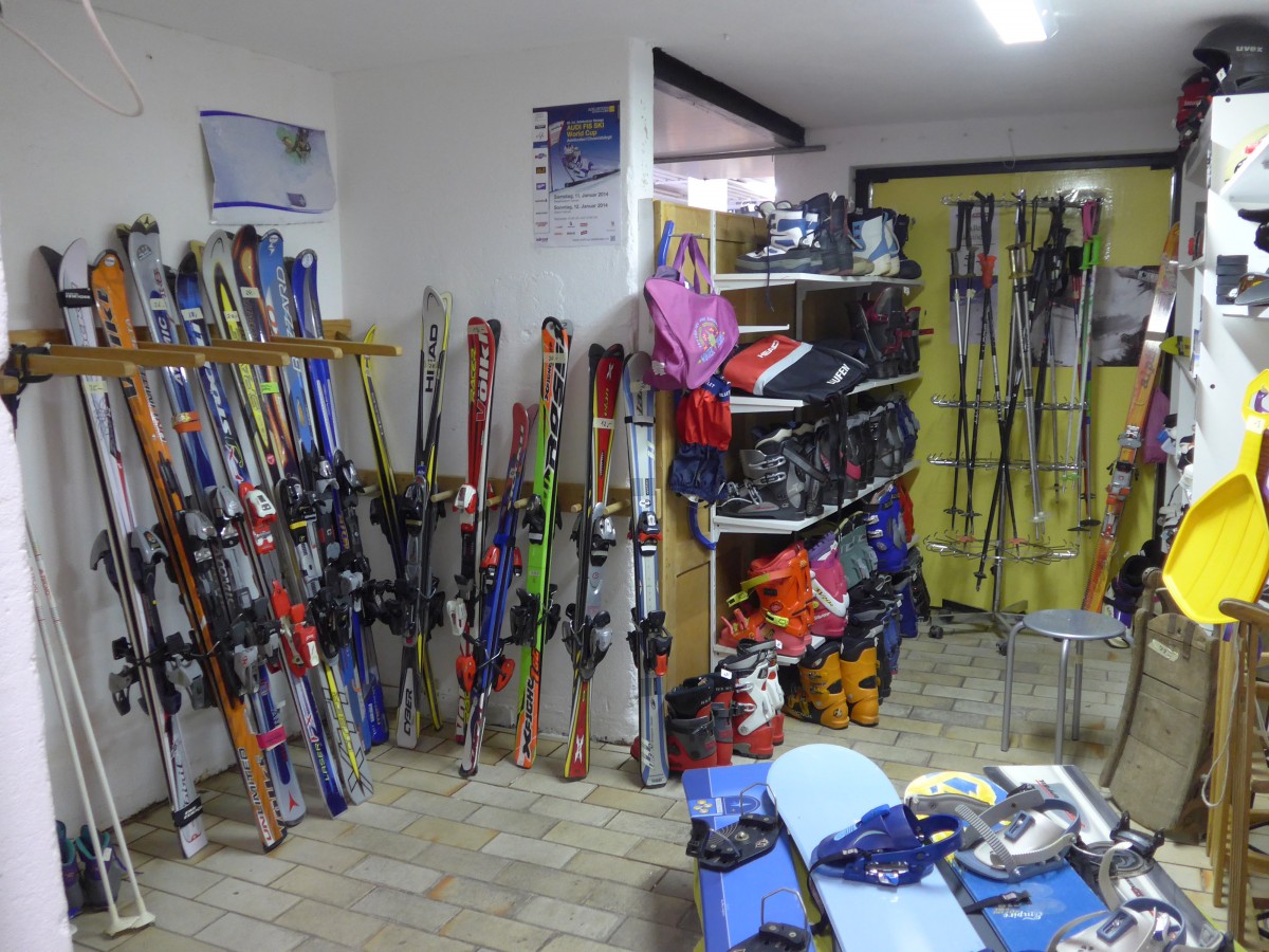 (155'795) - Er�ffnung Skiraum am 17. Oktober 2014 im BrockiShop