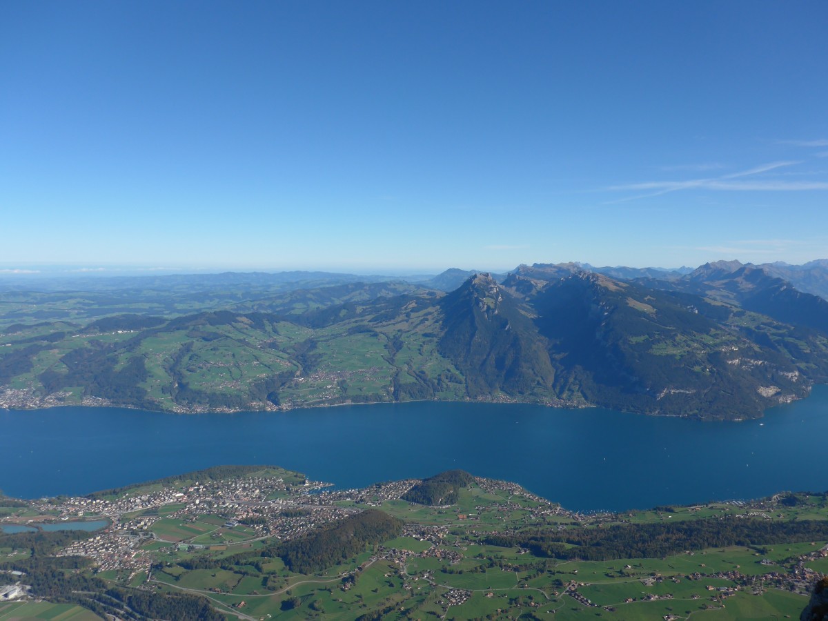 (155'823) - Aussicht vom Niesen auf den Thunersee am 19. Oktober 2014