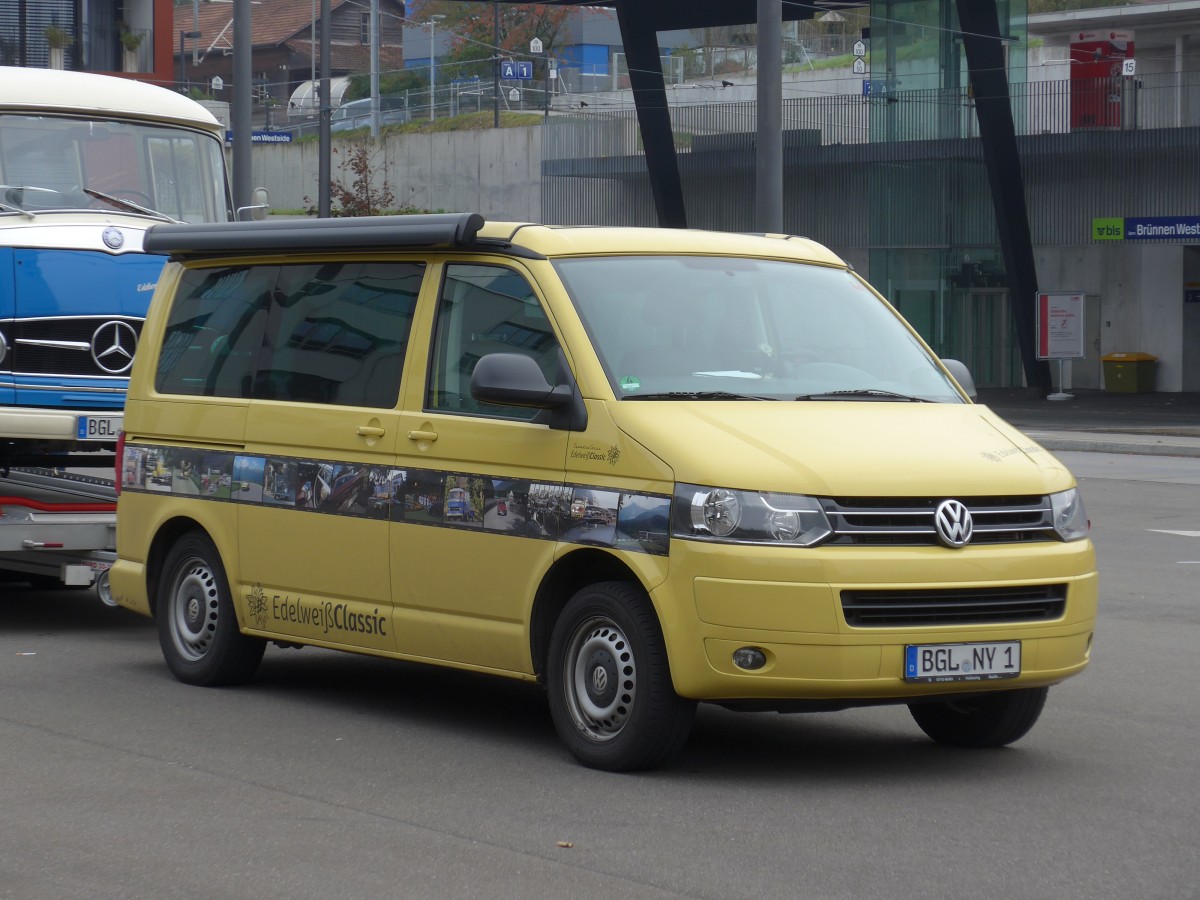 (156'109) - Edelweiss, Ainring - BGL-NY 1 - VW am 26. Oktober 2014 in Bern, Br�nnen