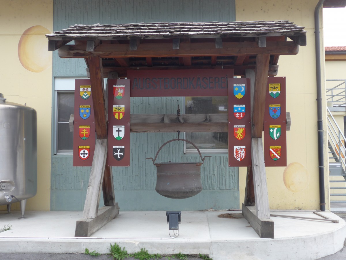 (159'580) - Augstbordk�serei am 2. April 2015 in Turtmann