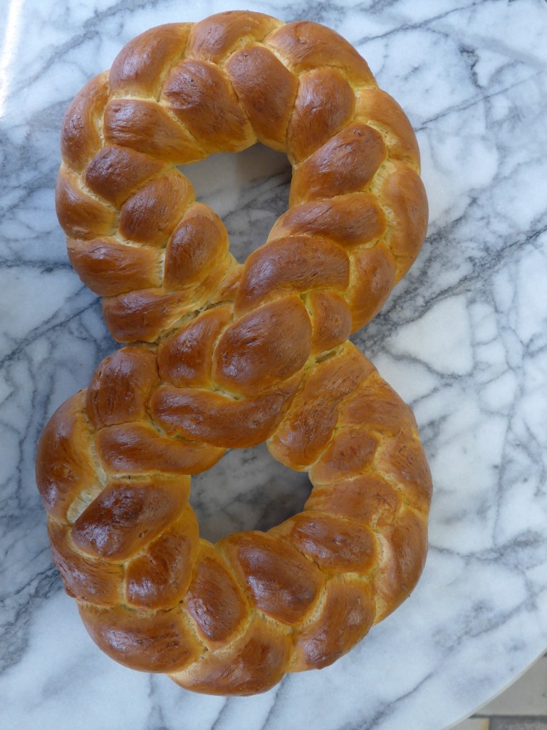 (160'165) - Die 8 als Z�pfe am 2. Mai 2015 zum Jabil�um 8 Jahre BrockiShop