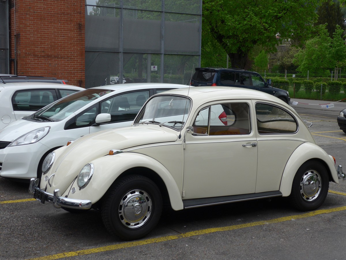 (160'168) - VW-K�fer am 5. Mai 2015 in Thun, Rosenau